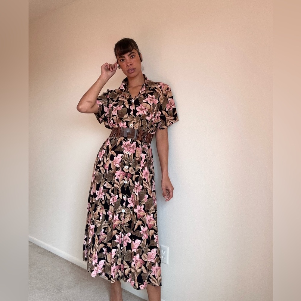 Floral Button-Up Dress - Picture 8 of 8